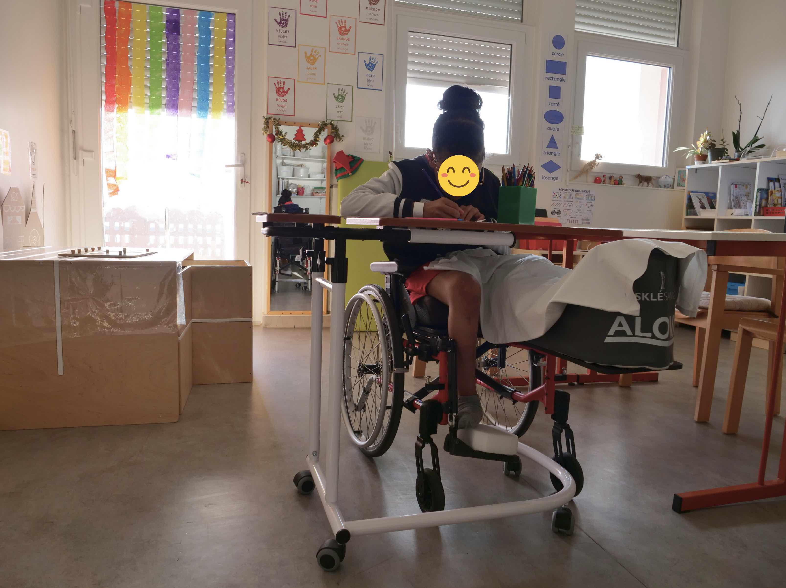 UN ESPACE PÉDAGOGIQUE REPENSÉ POUR LES ENFANTS POLYHANDICAPÉS