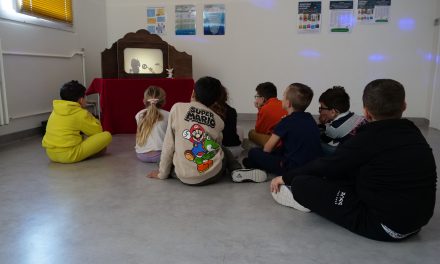 ÉMOTIONS EN SCÈNE : ATELIERS CRÉATIFS POUR LES ENFANTS